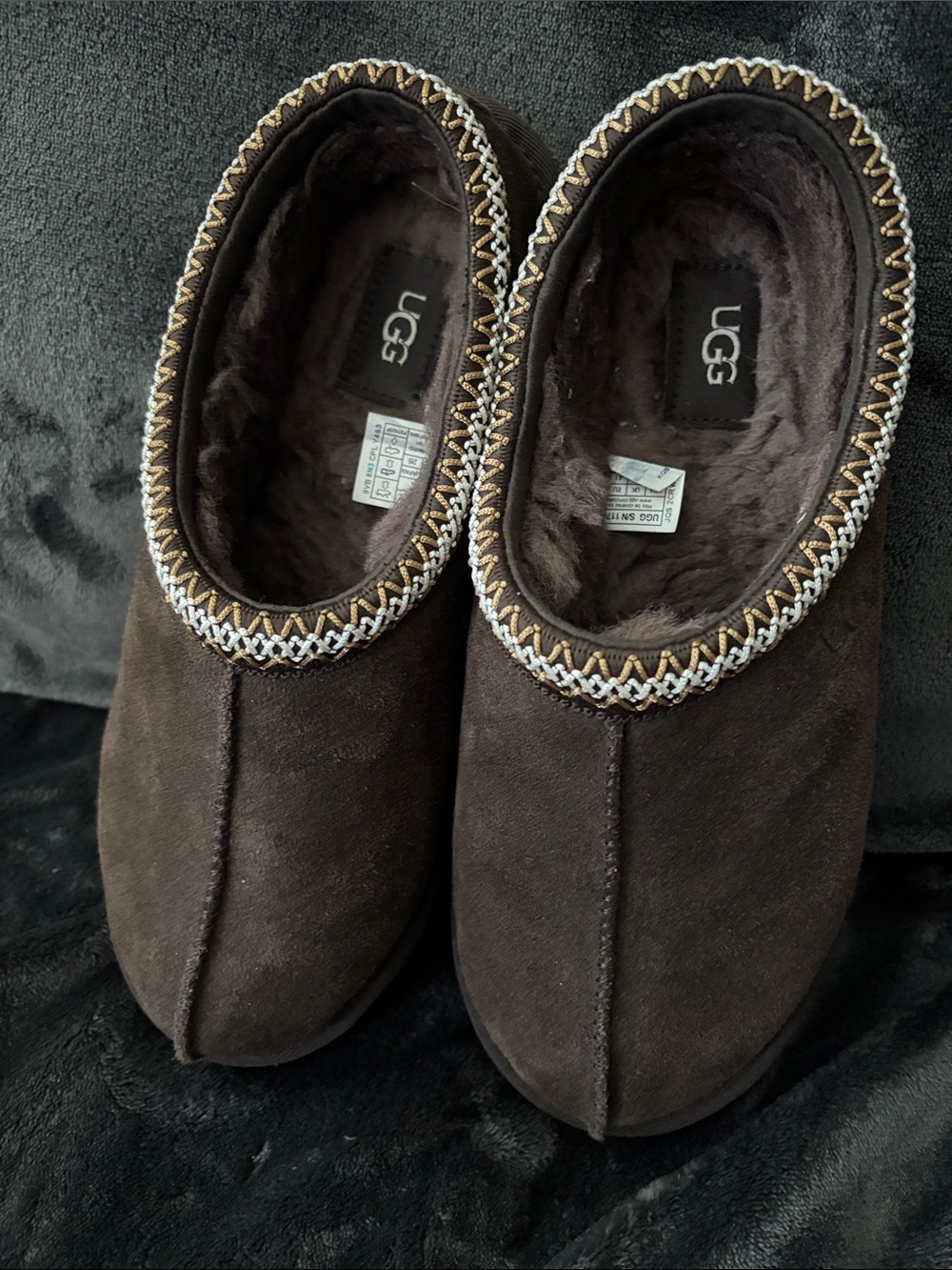 UGG Tasman II slipper